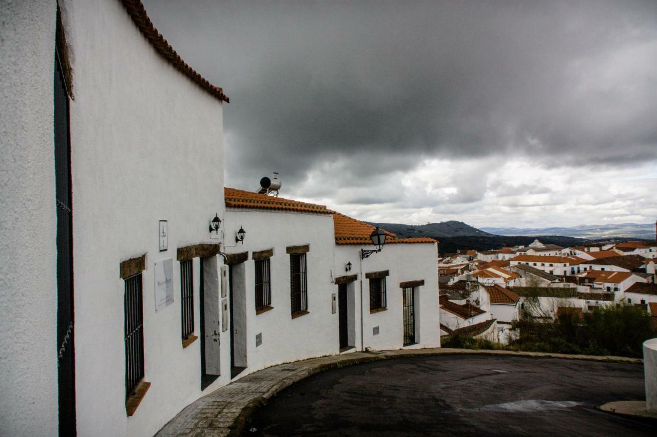 Penzion Mirador De Fuentes Fuentes de León Exteriér fotografie